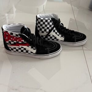 Vans Black & White Checkerboard limited edition Bowie SK-8-Hi High Tops